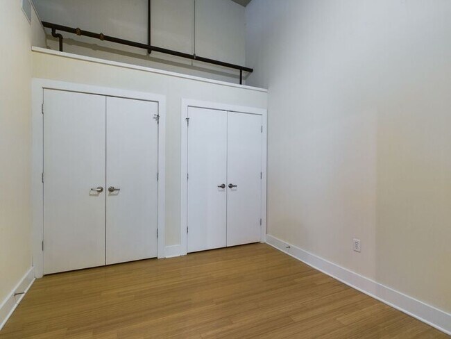 Photo - 815 Perry St Unidad #221