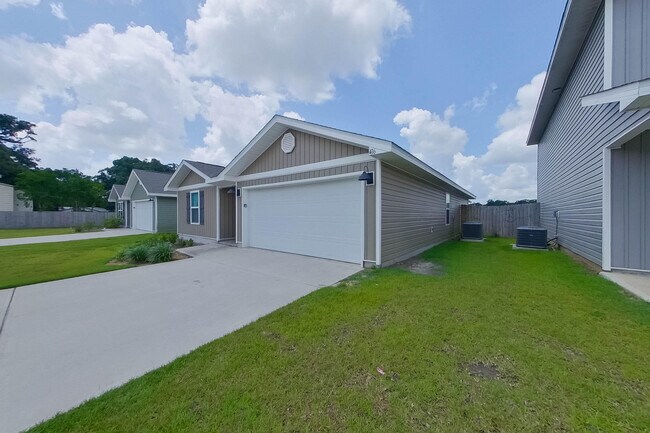 Photo - 416 Monarch Ln
