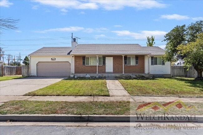 Building Photo - Beautiful Rental Home in Highland