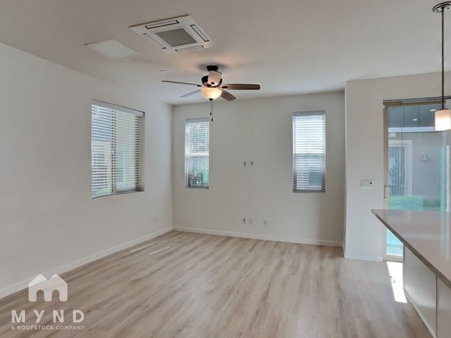 Photo - 236 Log Pond Ln