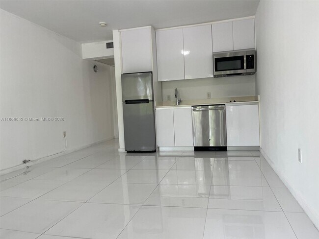 Photo - 801 15th St Unit 204