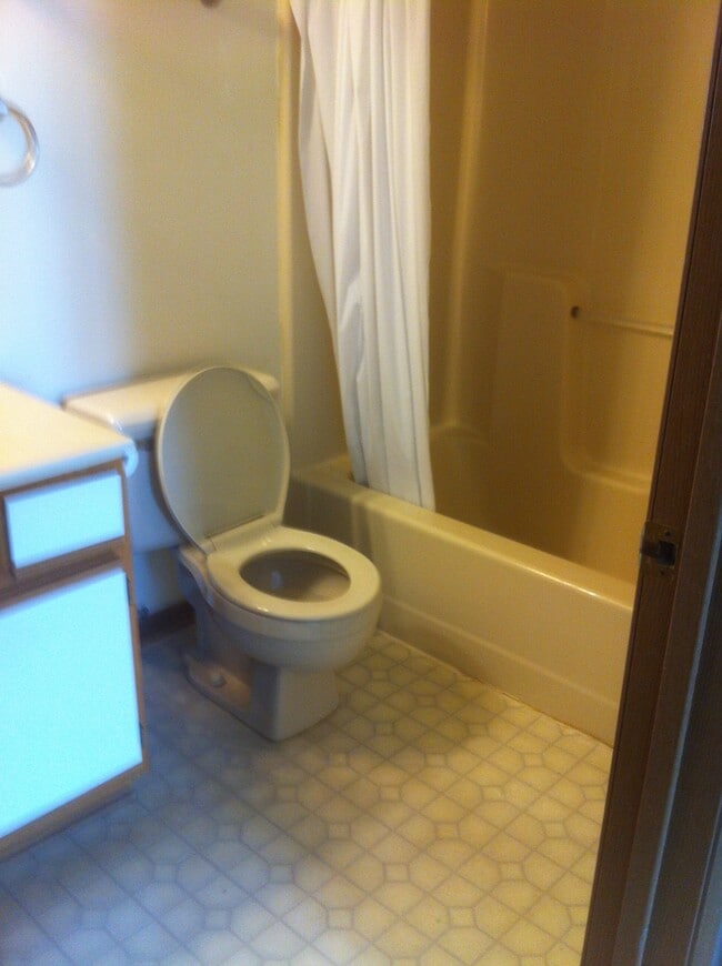 Photo - 3248 S 92nd St Unit 3248 S 92 street