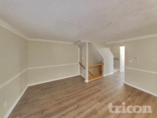 Photo - 367 Woodland Green Ct