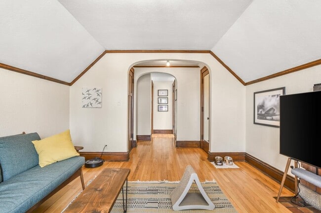 Photo - 1319 Rutledge St Unit 5