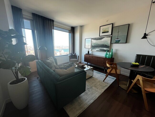 Photo - 110 Sudbury St