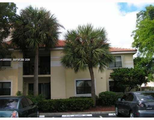 Building Photo - 540 S Park Rd Unit 15-9