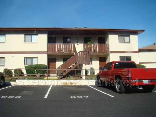 Building Photo - 607 Windsong Cir Rental