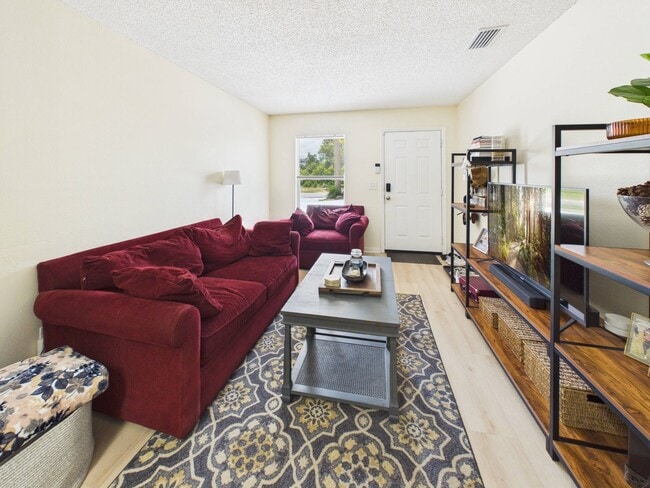 Living Room - 1411 E 109th Ave Unit B