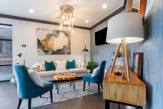 Leasing Office