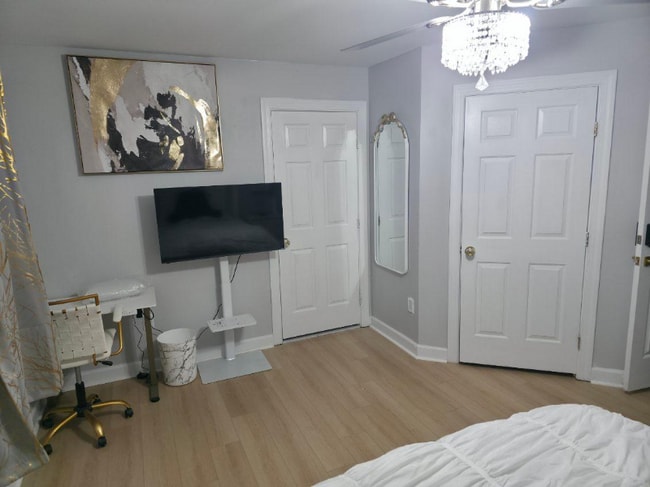 Photo - 111 Fawn Hill Rd