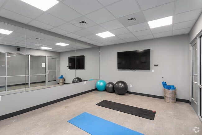 Fitness Center - Jefferson Alley