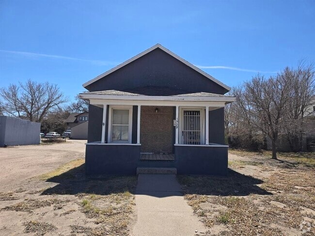 Building Photo - 1529 Illinois St Rental
