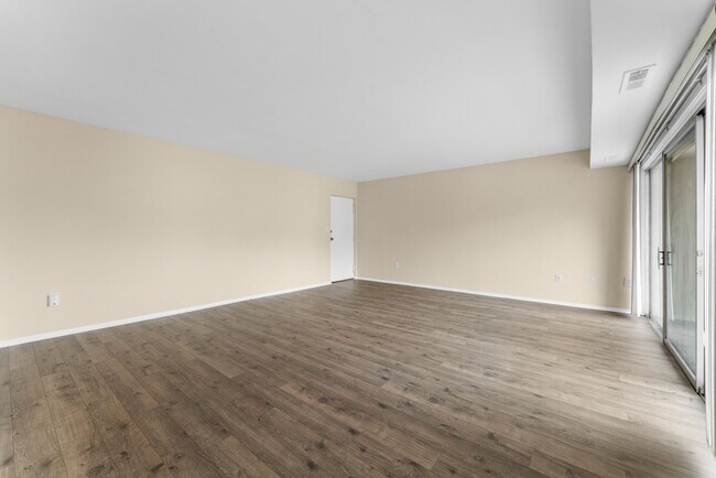 Photo - 5500 Karen Elaine Dr