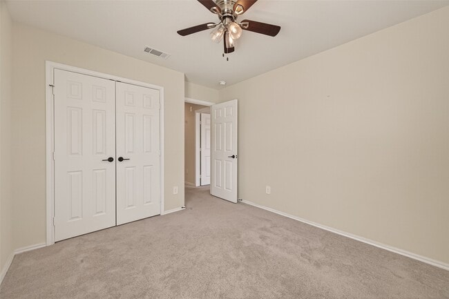 Building Photo - 3405 Knighton Hill Dr