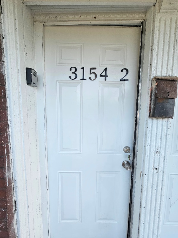 Building Photo - 3152-3154-3154 Winnebago St Unit 3154 2nd Floor Rental