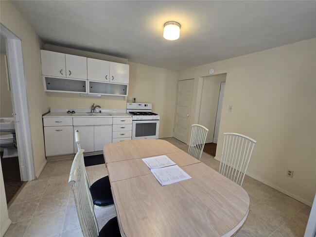 Photo - 219 Odell Ave Unit 2