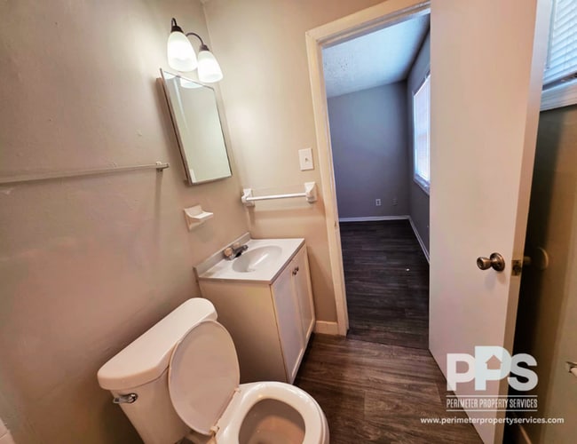 Photo - 1354 Austell Rd SE