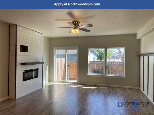 Photo - Gorgeous 2 Bedroom 2.5 Bath Townhome  in W...