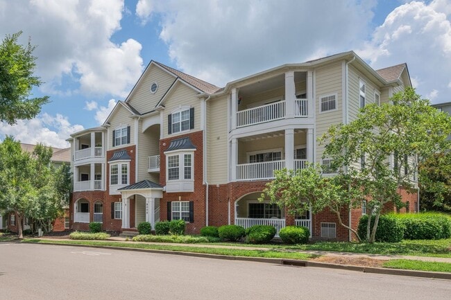 Building Photo - 8045 Bienville Dr Unit Y-7
