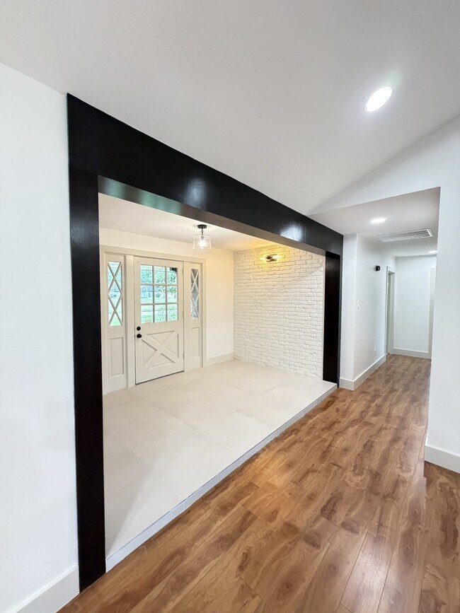 Photo - 7007 Pine Grove Dr