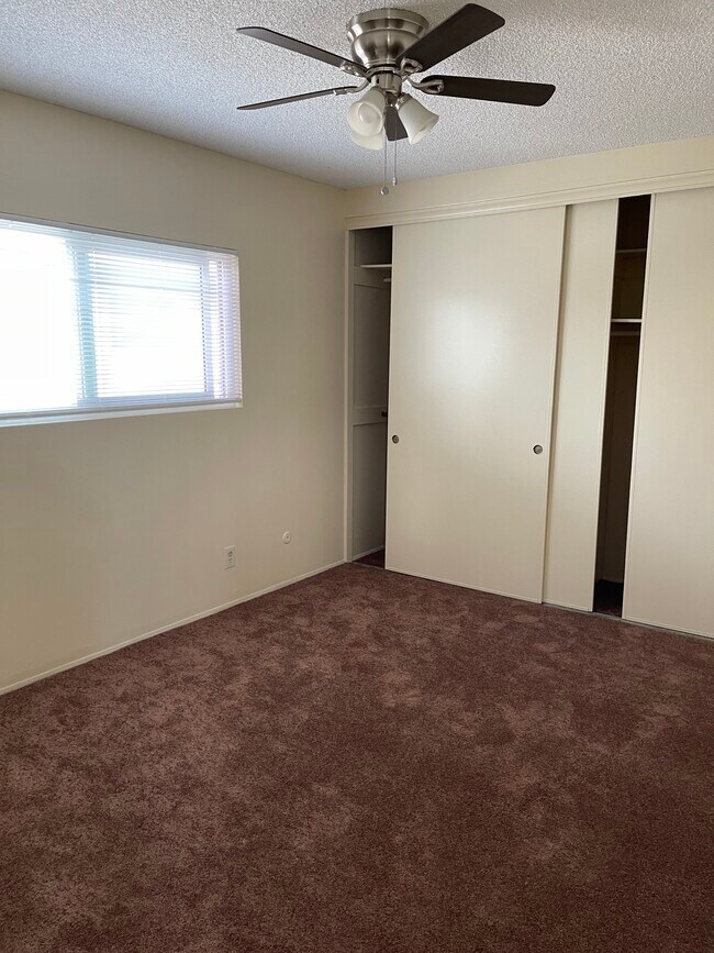 Photo - 4658 E Mountain View Dr