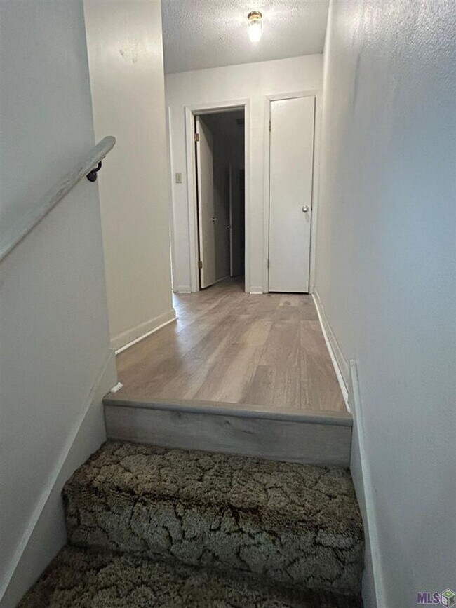 Photo - Charming 2-Bedroom Townhome in Desirable P...