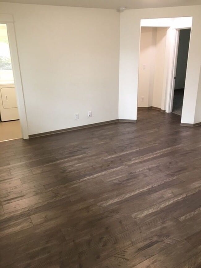 Photo - Gorgeous Recently updated 3 bed House Just Blocks from Campus!