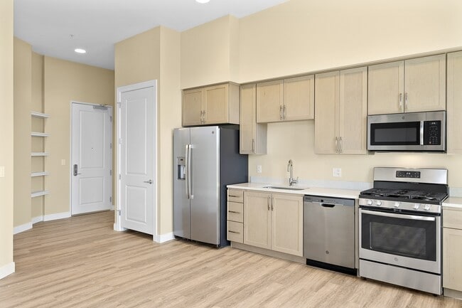 35 Club | Kitchen