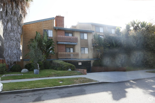 The Capri - The Capri Apartments