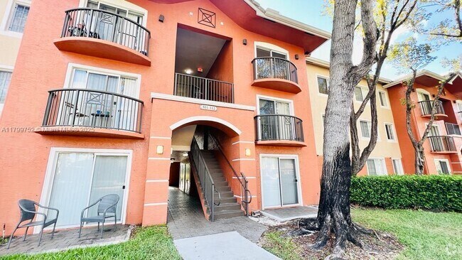 Building Photo - 4195 N Haverhill Rd Unit 311 Rental