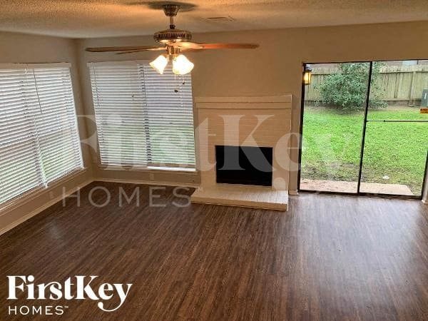 Photo - 15511 Evergreen Grove Dr