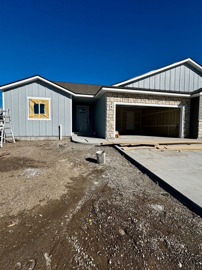 503 Jeanine Dr