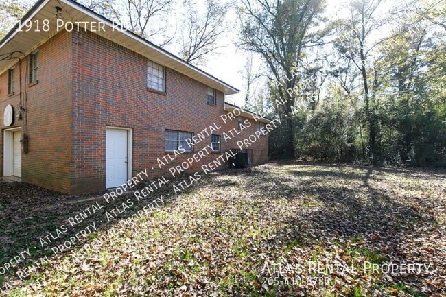 Photo - 1918 Potter Rd