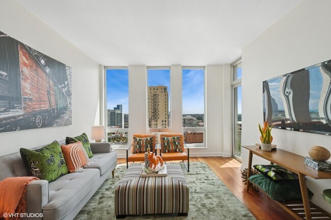 Photo - 1400 S Michigan Ave Unidad 1908 Rental