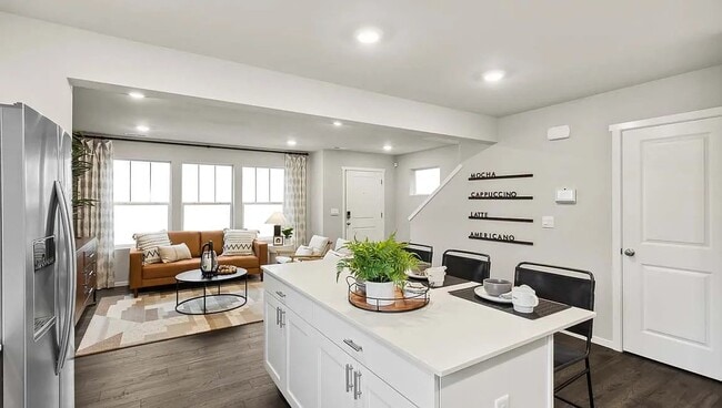 Photo - 2216 Trailside Dr NE
