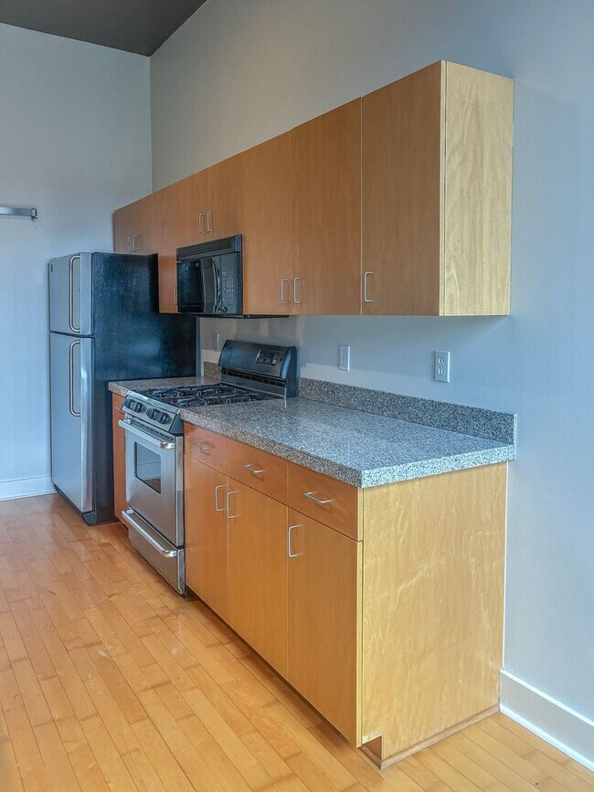 Photo - North Block Studio Available Now !! Unit 203