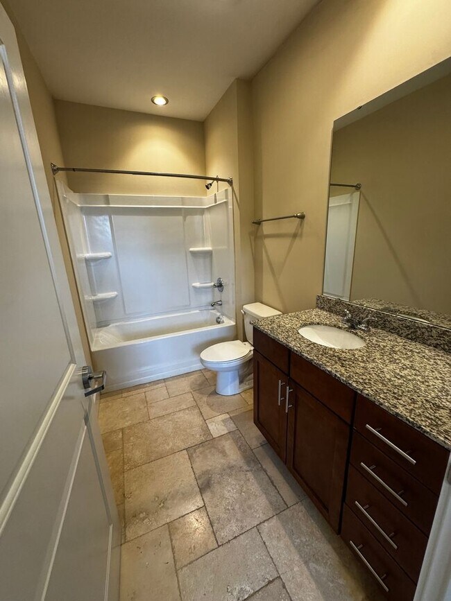 Friendly105 Apartments