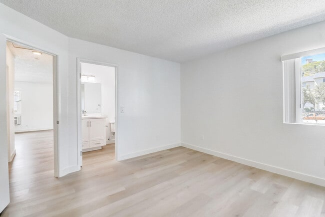 Photo - Terre at Lakeside