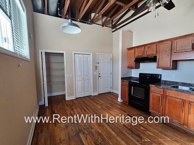 Photo - WOW!!!....GORGEOUS LOFT APARTMENT ( TOTAL ...