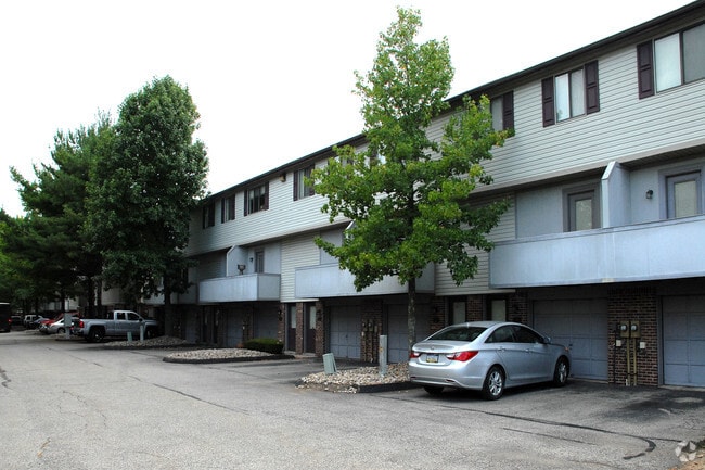Photo - Shangri-La Townhomes