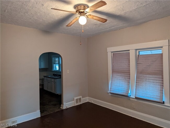 Photo - 19314 Cherokee Ave Unidad 1