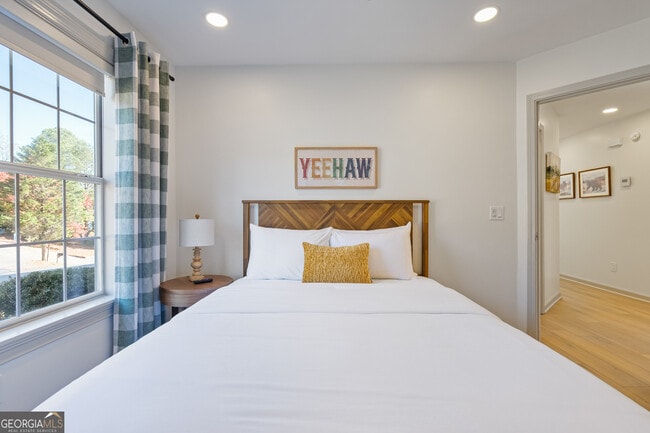 Photo - 17 N Wesley Ridge