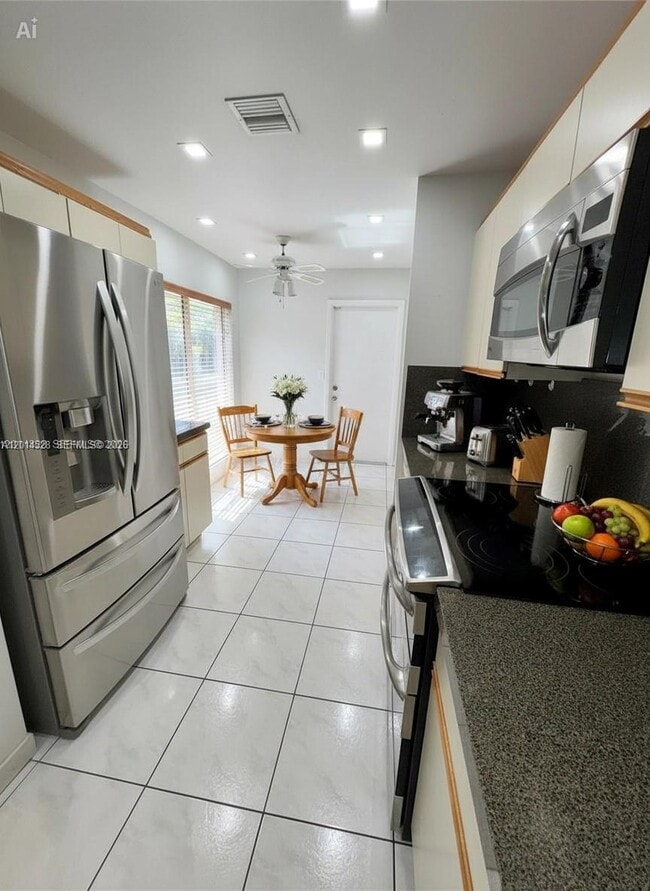 Photo - 4745 NW 98 Pl