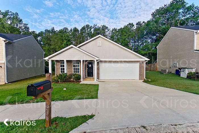 Photo - 236 Fox Chase Wy House