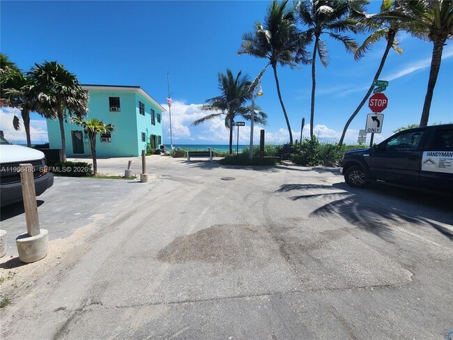 Photo - 315 Walnut St Unit 2