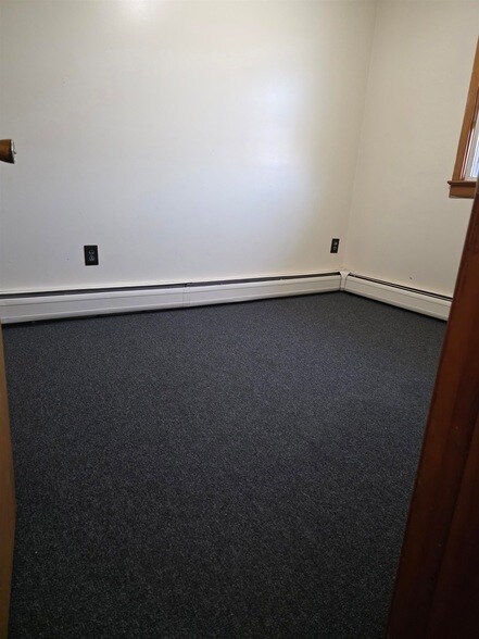 Photo - 229 Griffith St