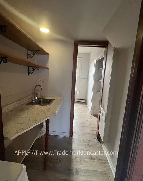 Photo - 626 W Lemon St Unit 2f