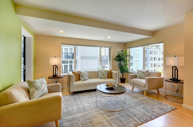 Photo - 2717 Western Ave Unidad 522