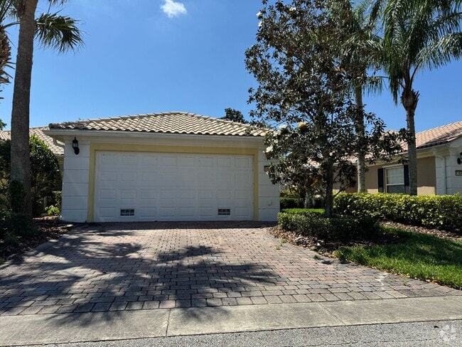 Building Photo - 2/2 Village Walk at Lake Nona Villa - Clos... Rental