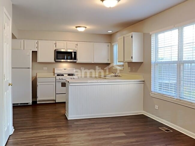 Photo - 1186 Blackburn Dr